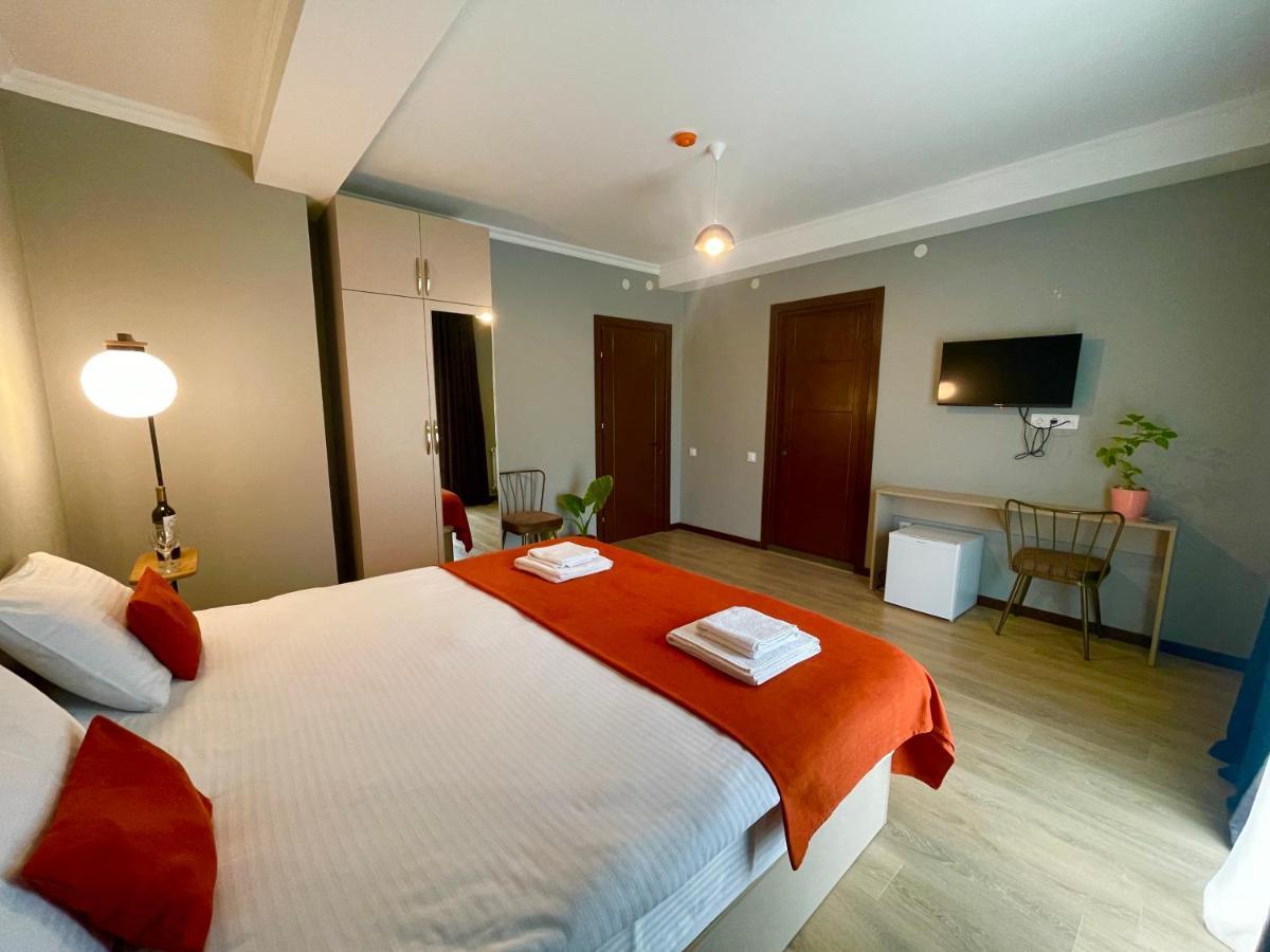 Holiday Borjomi Qvibisi Ngoại thất bức ảnh
