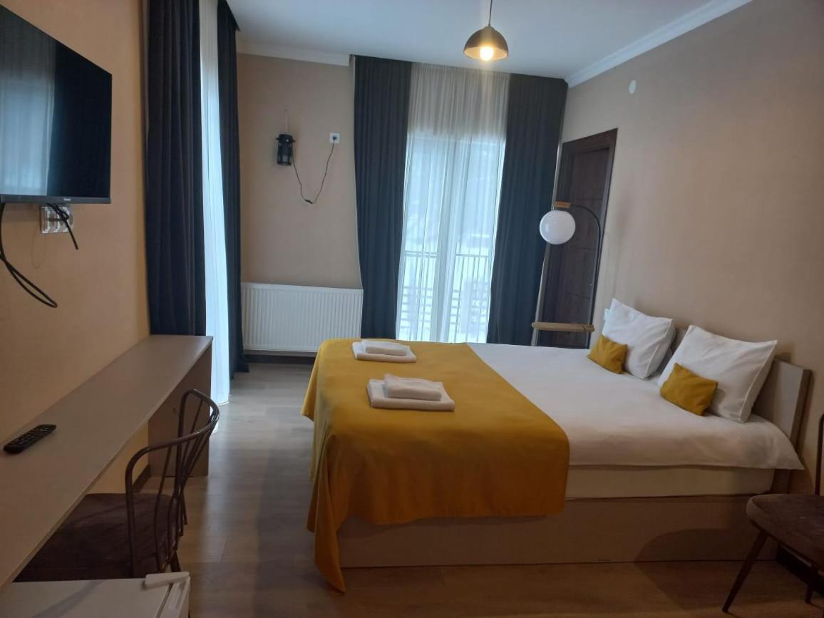 Holiday Borjomi Qvibisi Ngoại thất bức ảnh