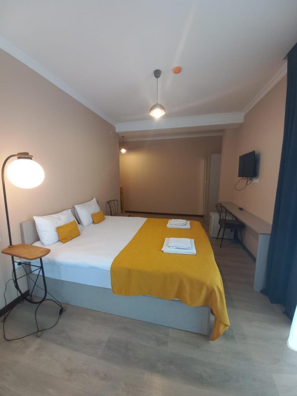 Holiday Borjomi Qvibisi Ngoại thất bức ảnh